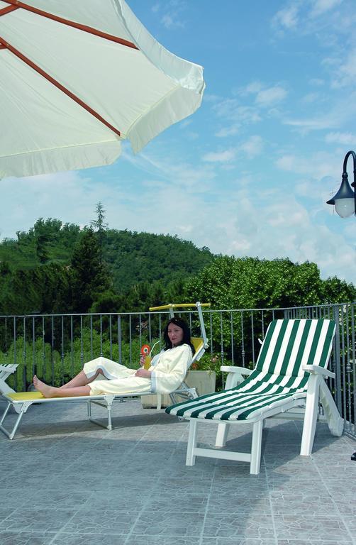 Hotel Vittoria Chianciano Terme Exteriör bild