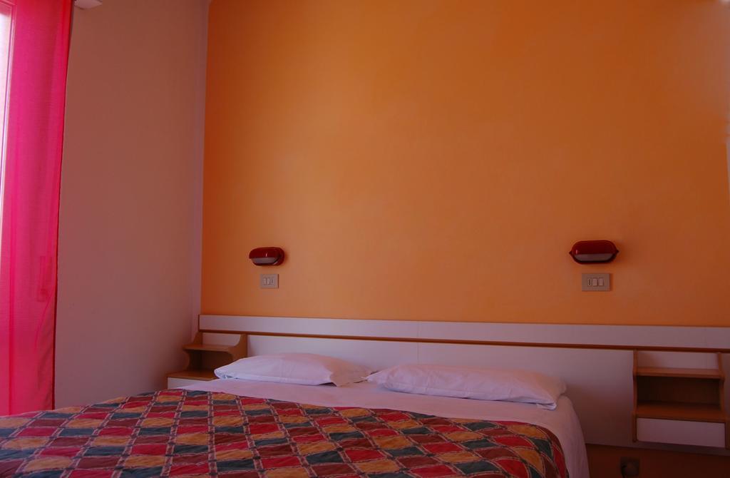 Hotel Vittoria Chianciano Terme Exteriör bild